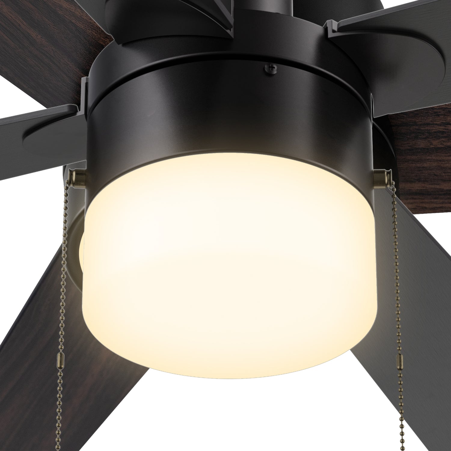 52 inch pull-chain ceiling fan with 60W light.