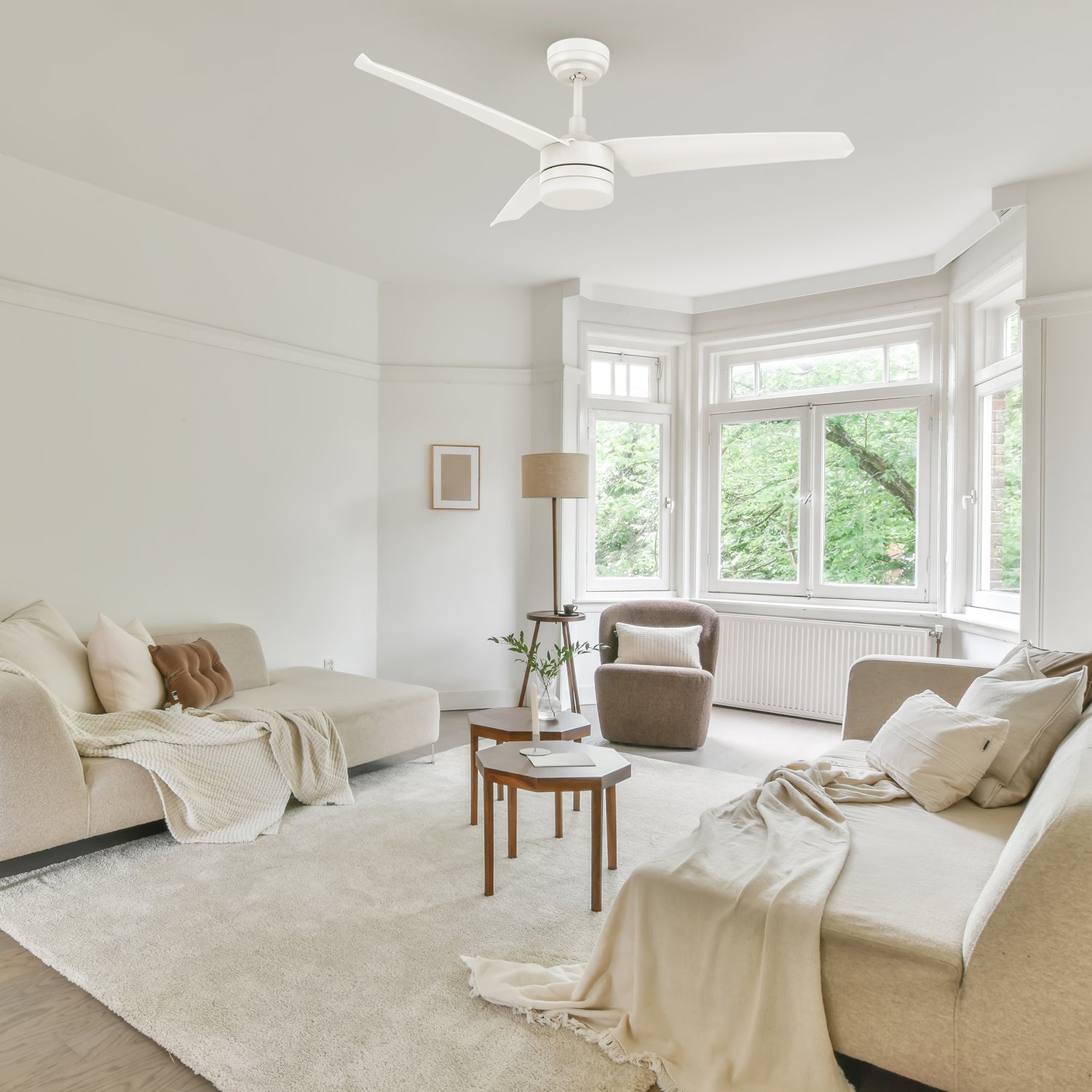 With a contemporary design and remote control operation, this Attis 52-inch indoor white ceiling fan is a sleek addition to 15 x 15 room space.