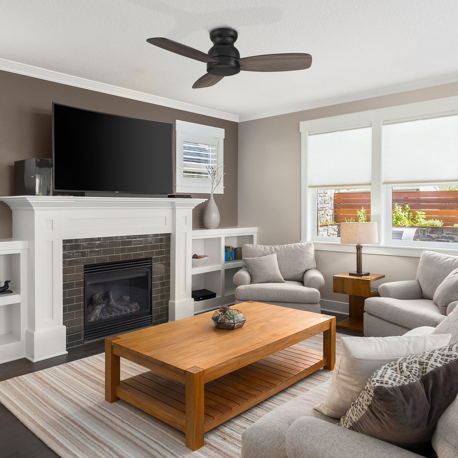 Enjoy a cooling breeze and relaxing controling in an elegant space with the Smafan Osborn 44 inch indoor ceiling fan. The fan is equipped with the latest motor and controling technology with a stylish exterior to suit the décor of your preference. The fan features a charming wood / white finish and sleek blades to cooling up your indoor living spaces.