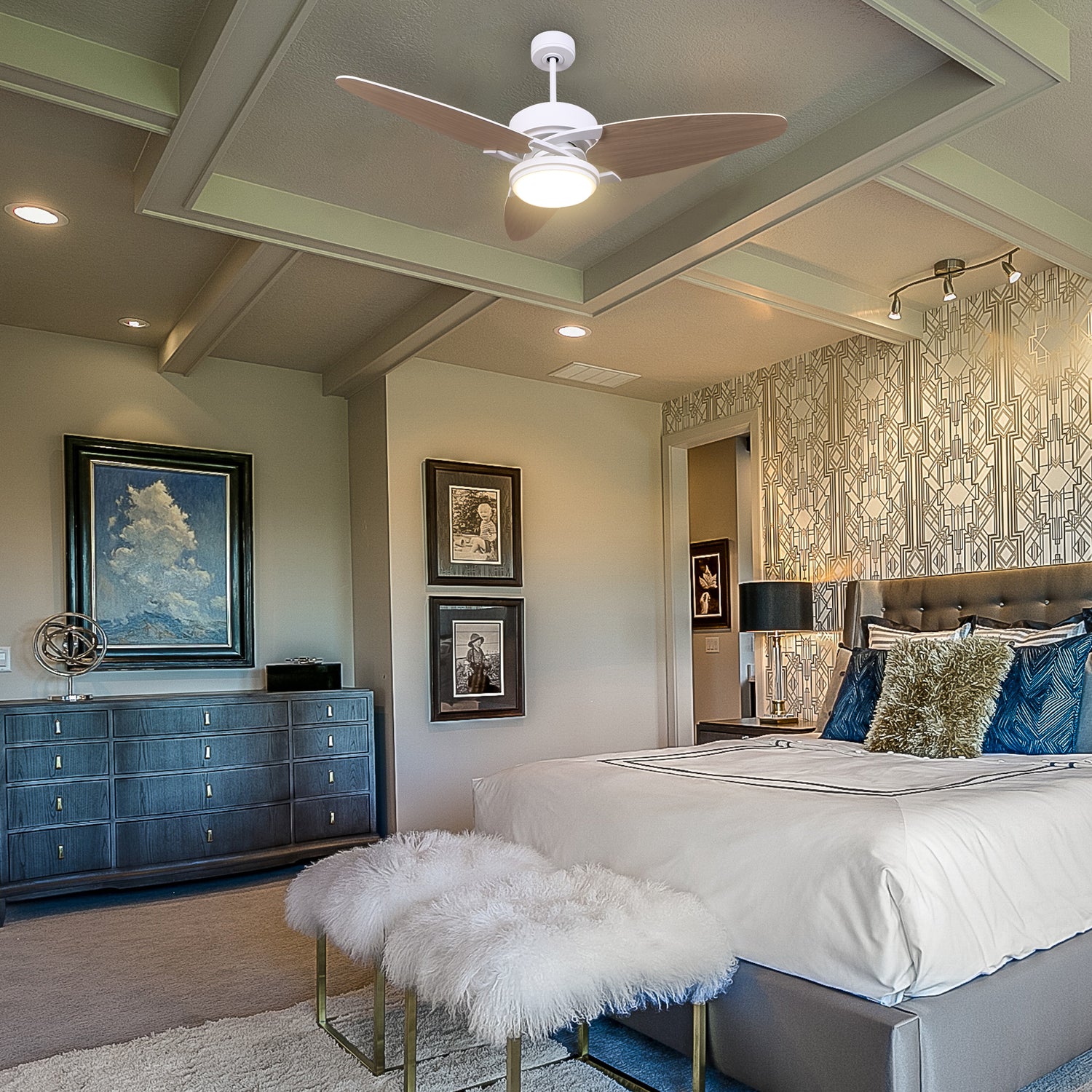 The Maxwell 52” ceiling fan has arrived to make all other traditional ceiling fans obsolete. The fan features a stylish exterior to add a touch of grace to your indoor home and an advanced interior to deliver optimal cooling and lighting.