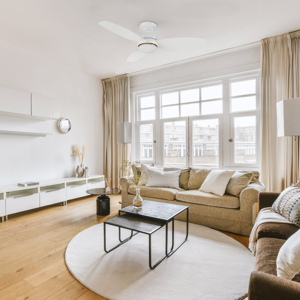 Create the home environment of your dreams with the versatile and powerful Arran 48 inches modern ceiling fan with lights! On the inside, The remote control ceiling fan features advanced motor and lighting technology for energy efficiency and precise control.