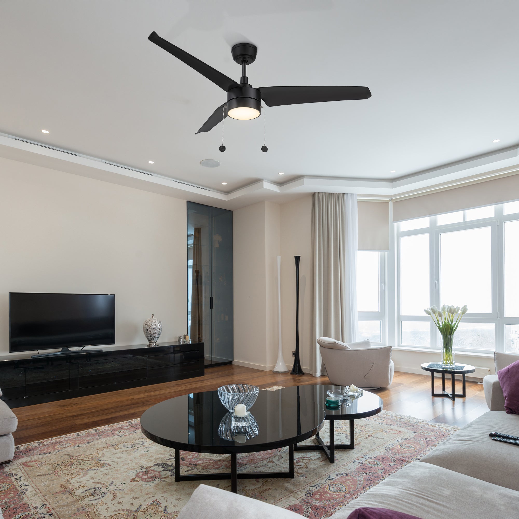 A pure black exterior, elegant ABS blades, and a charming LED light cover come together to create the classic Venteto 52 inch pull-chain ceiling fan with light.