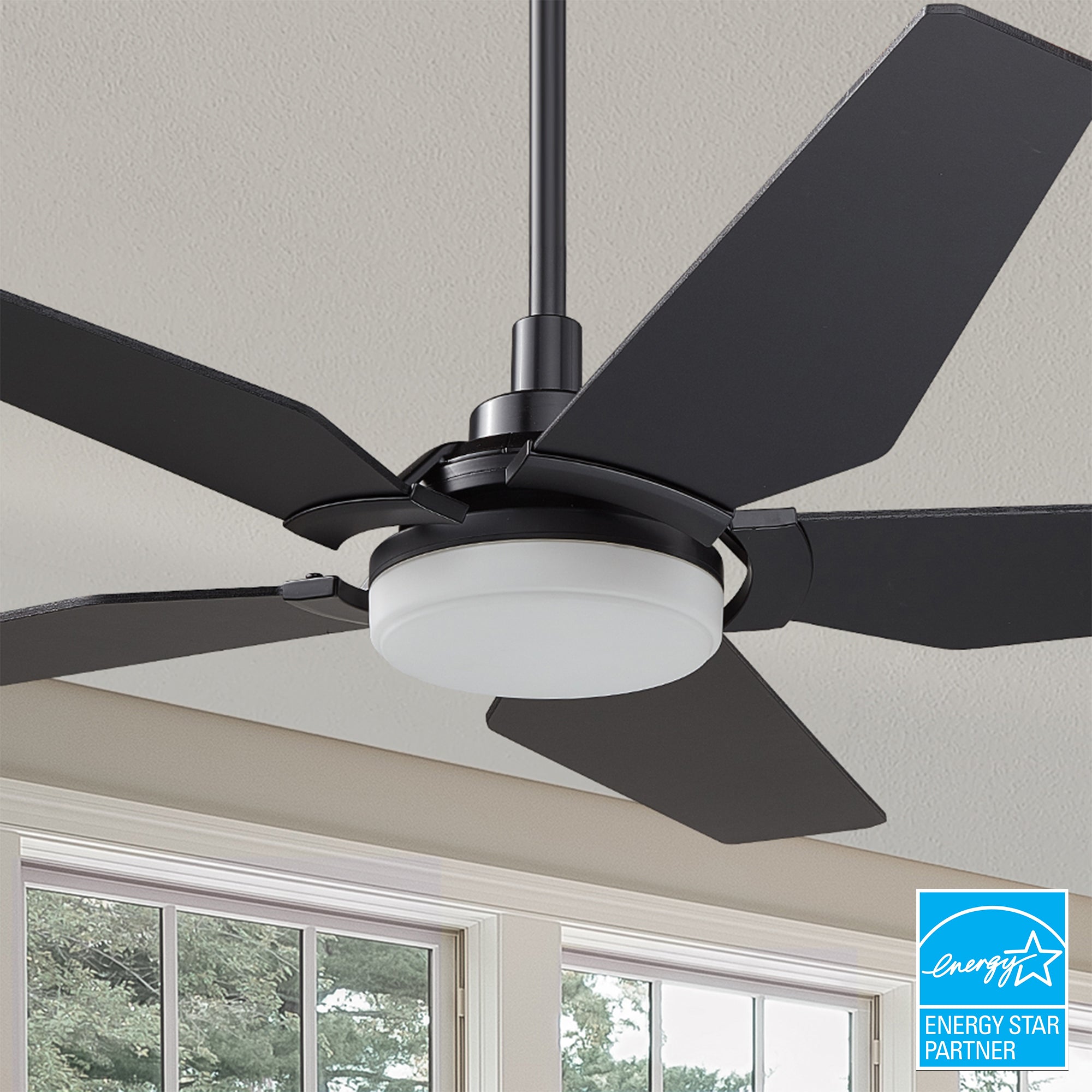 Smafan Voyager 52 inch smart ceiling fan designs with black finish, elegant plywood blades, glass shade and has an integrated 4000K LED daylight.