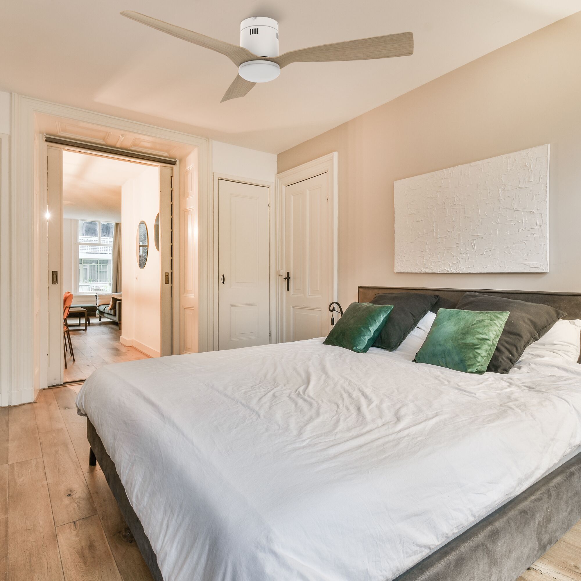 Smafan Elite Smart Ceiling Fan is compatible with Alexa, Siri, Google Assistant, smart app. It will bring a modern touch to your home décor. Elegant, quietness, and energy saving are some of its advantages. Available for outdoor/indoor use.