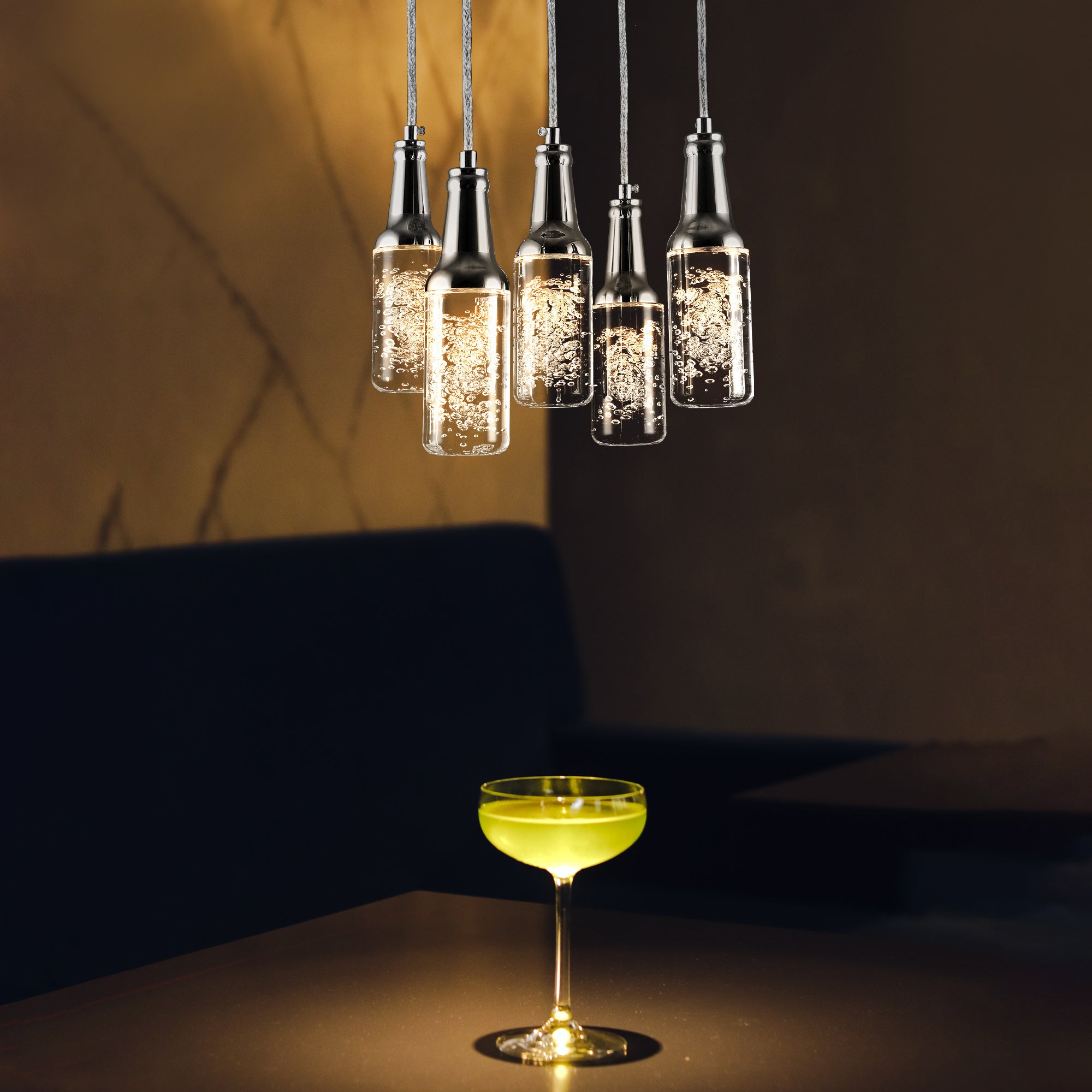 With the Smafan Paton 5-Pendant Light, creating a fun ambiance in your home has never been this simple! This pendant light features Wi-Fi apps, Siri Shortcut and Voice control technology (compatible with Amazon Alexa and Google Home Assistant) to set the pendant light dimmable and RGB multicolor, you can alternate between light colors, adjust the brightness, and switch up the variation until you reach the perfect lighting configuration. Equipped with a simple and elegant exterior.