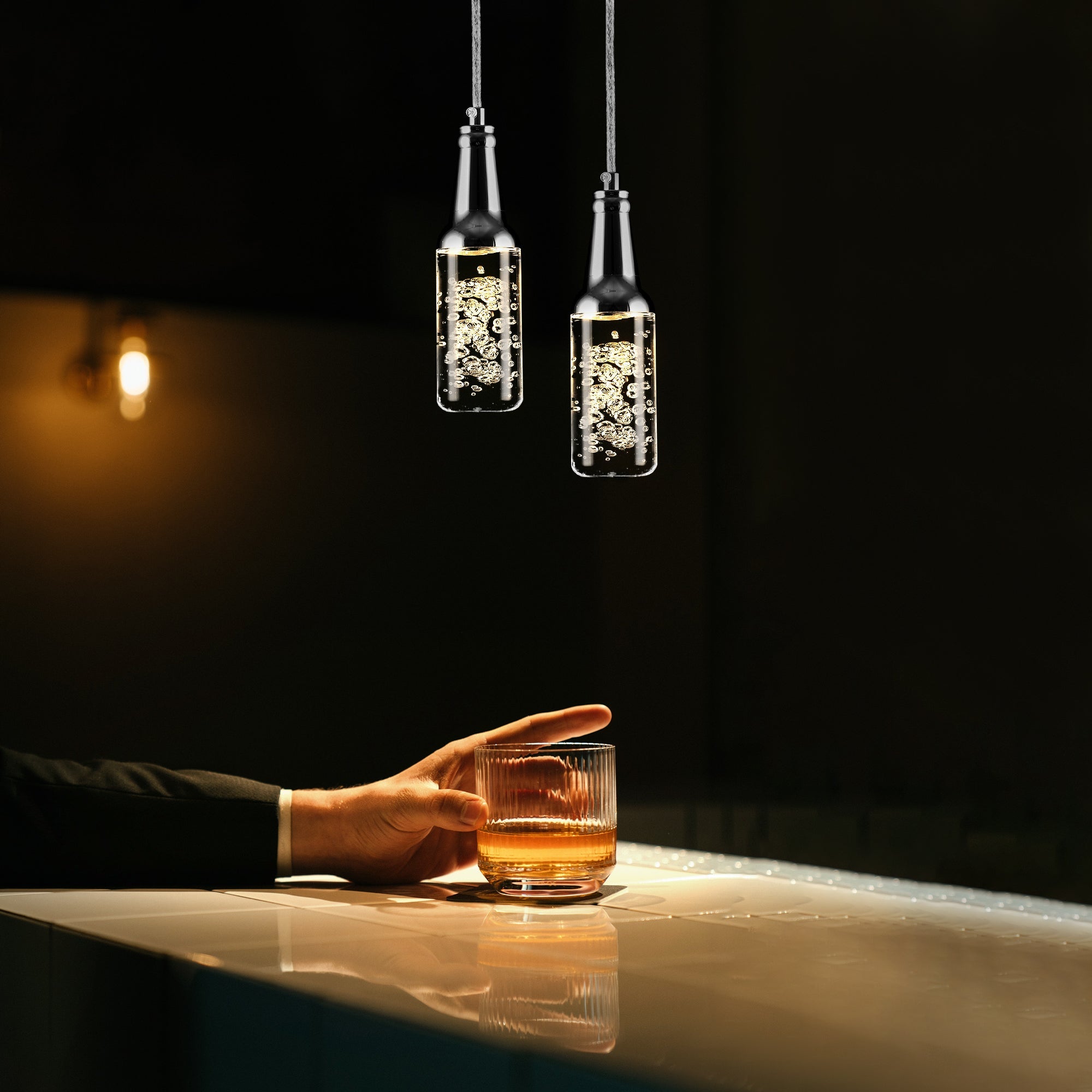 Modern homes deserve modern lighting options, and that’s why we’ve created the Carro Home Paton 2-Pendant Light! Designed to deliver a wide variety of lighting configurations and equipped with Smart technology, the Paton is sure to add convenience, style, and brightness to any space in your home. The Paton will perfectly complement the décor of your preference, thanks to its simple yet refined exterior built with transparent glass and silver iron.