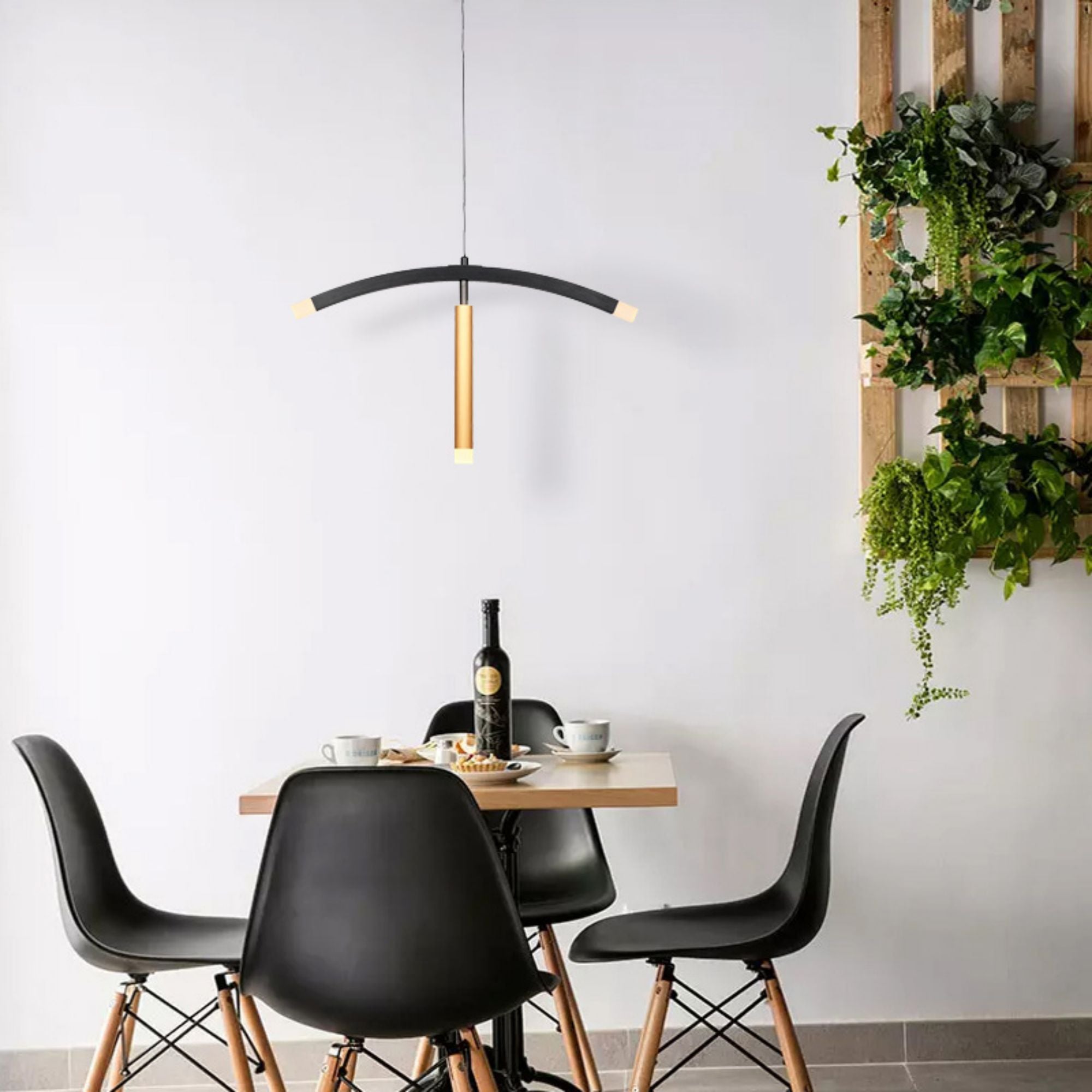 Smafan Seville Brushed Gold Simple Decoration Hanging Kitchen LED Pendant Light brings a clean and simple design.Descending from a single hanging cord,simply streamlined-design pendant light fully demonstrates the art and beauty of simpleness.This pendant showcases a balance of materials and a stylish glow to bring some contemporary flair to its surroundings.