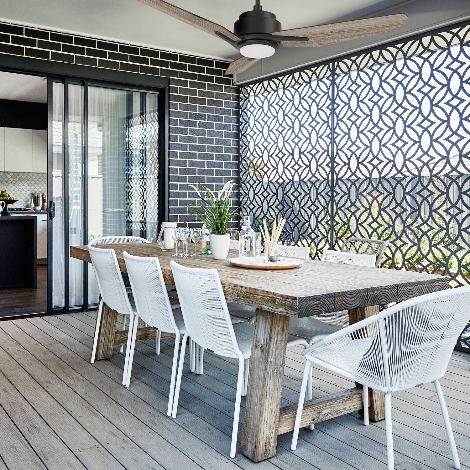 This Smafan Tilbury 52&