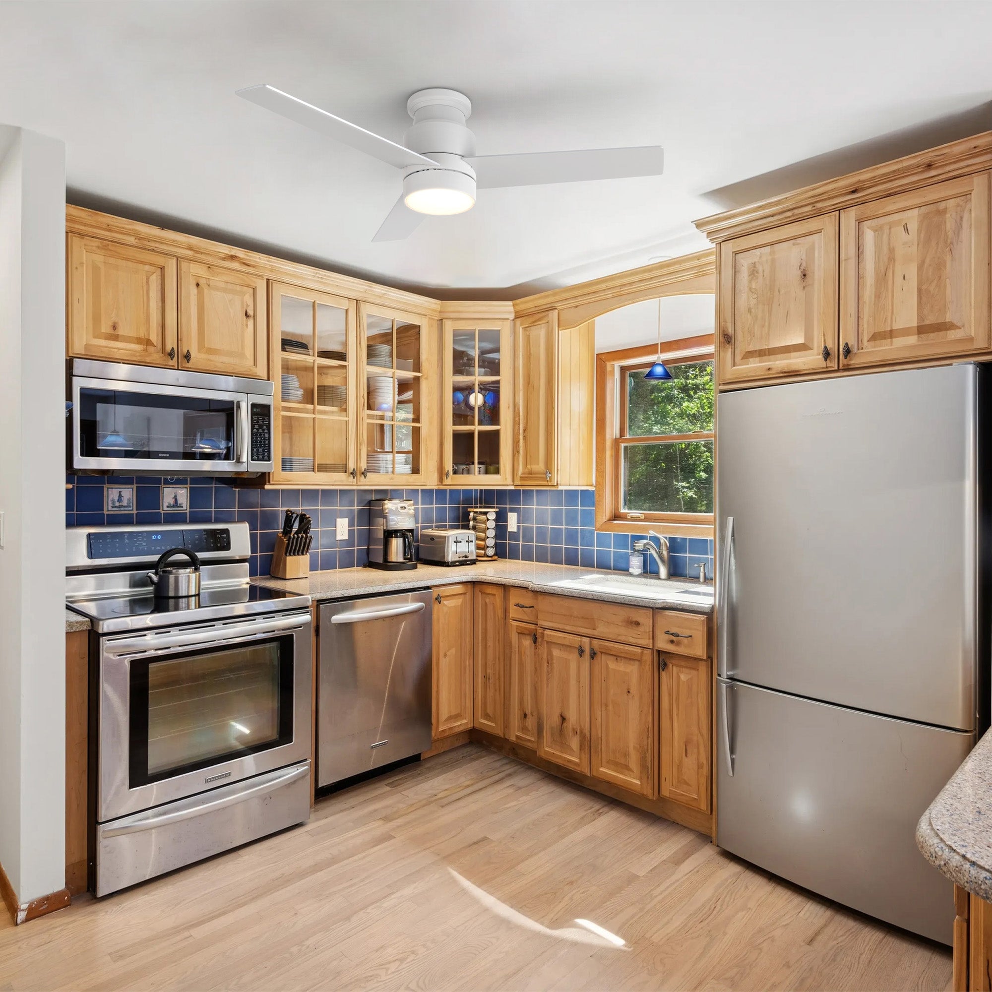 Smafan Ranger Smart Ceiling Fan blends elegantly into its surroundings while providing a cooling effect and strong airflow that large indoor living spaces need. Ranger’s energy-efficient LED light kit has 3000 lumens and lasts over 50000+ hours and its warm soft white light creates an inviting space. Ranger’s energy-efficient and completely silent motor provides a comfortable environment for any indoor spaces.