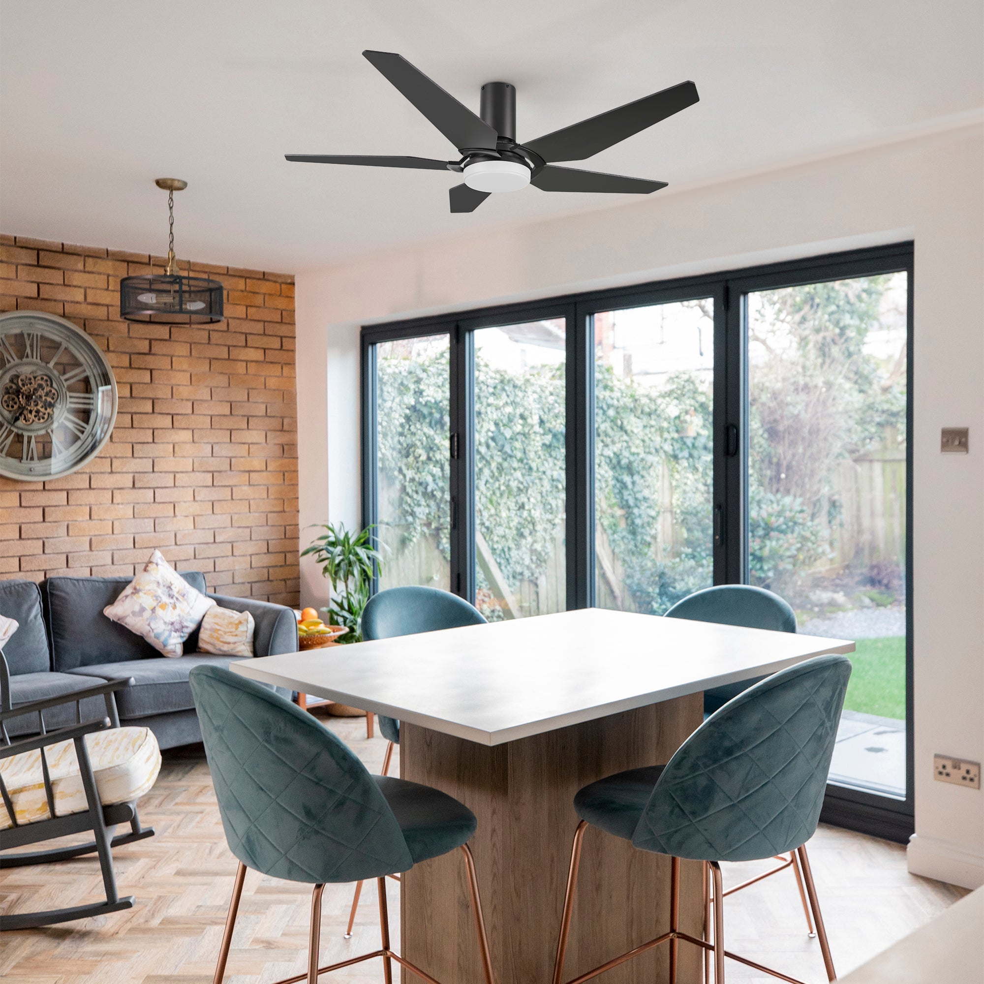 This Smafan Voyager 52&