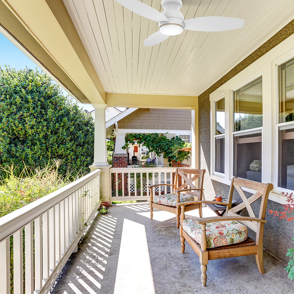 With modern design and a silent DC motor, this Trendsetter 48 inch flush mounted Wi-Fi ceiling fan in white is a stylish choice for any outdoor space.