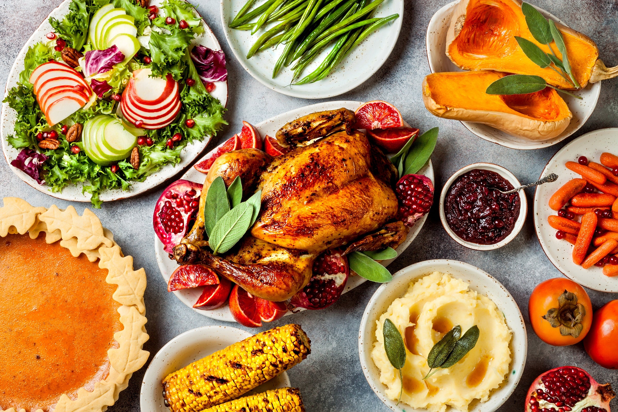 Thanksgiving tablescape inspiration for your dining room