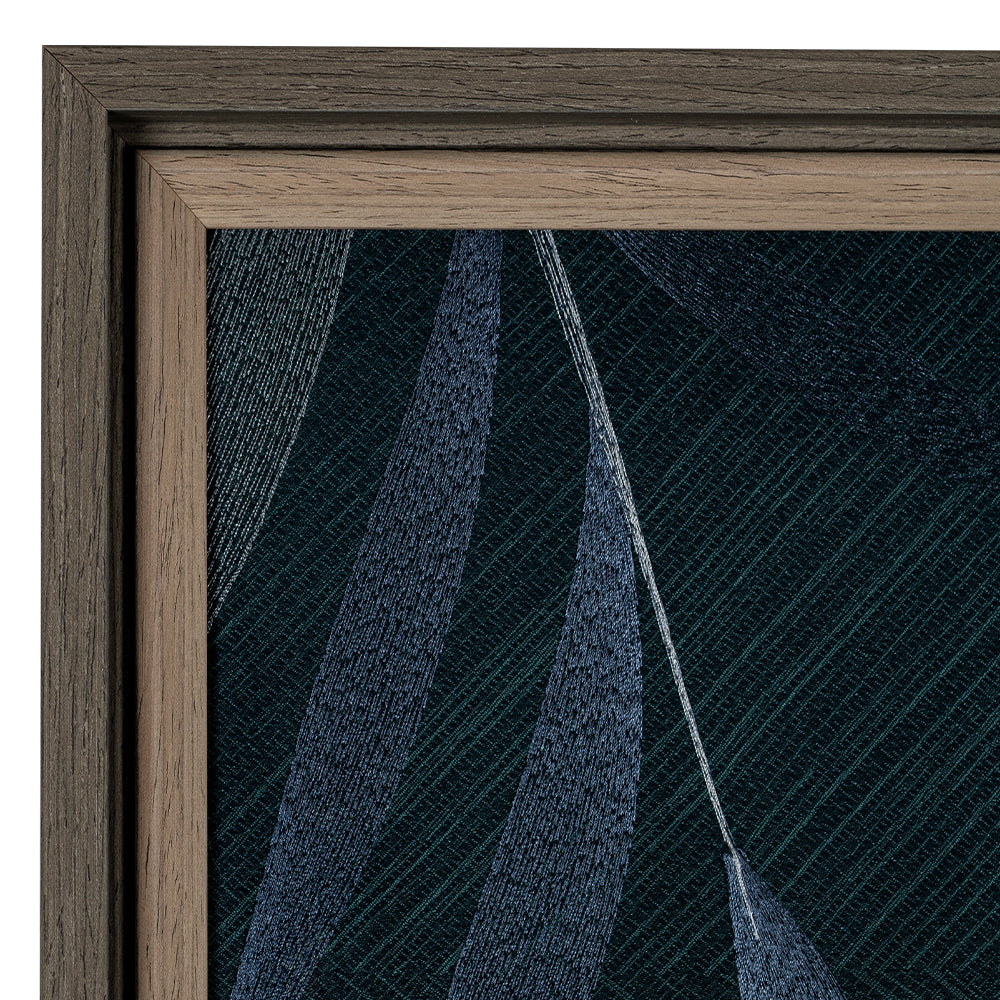 The high-quality wooden frame to embroidery fine wall art.