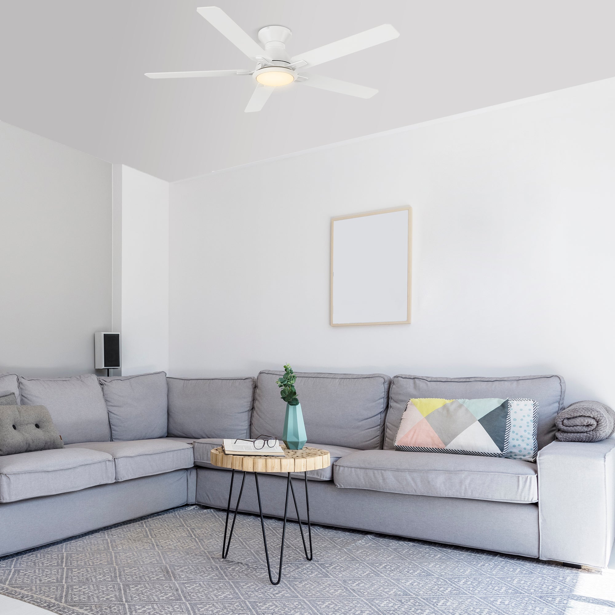 Sophistication, silence, and speed come together to create the revolutionary Byrness 52/60 inches modern ceiling fan. Equipped with the latest motor and lighting technology and designed to meet the latest design trends, the black and gold ceiling fan delivers the perfect amount of comfort and style to any space. Select from the bold black ceiling fan, ideal for eclectic rooms, or the simple white finish to complement any space with minimalist decor. 