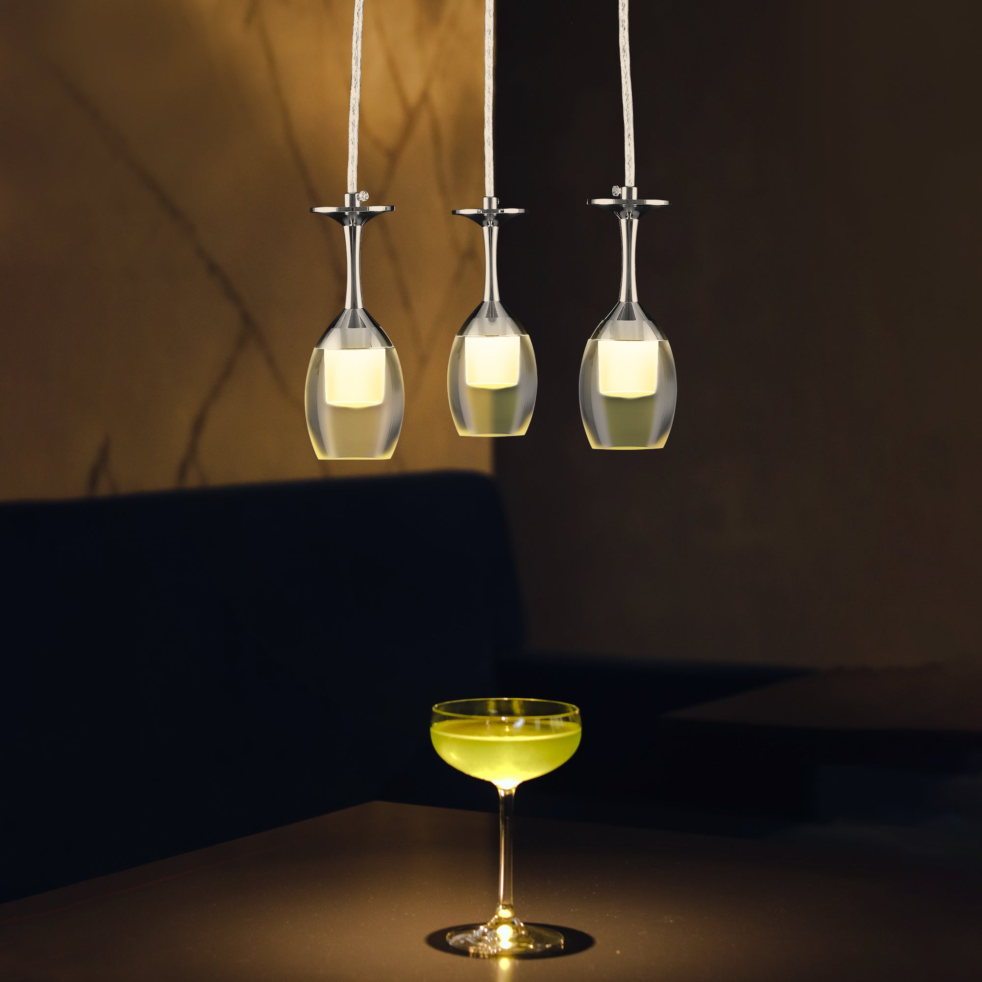 It brings fun light that can be used in every occasion. The pendant light features Wi-Fi apps, Siri Shortcut and Voice control technology (compatible with Amazon Alexa and Google Home Assistant) to set the pendant light dimmable and RGB multicolor. This pendant light can satisfy not only the various color lighting effect settings, but also the more dim color variations that slowly change. The light colors are vivid and bright and dimmable. 